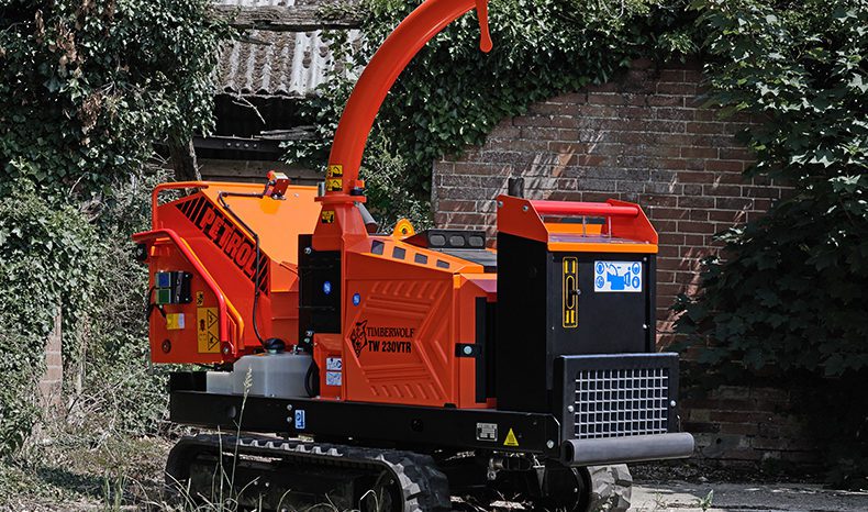 Timberwolf TW 230VTR Petrol Wood Chipper full