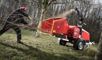 TP Wood chipper in action