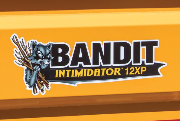 Bandit Intimidator 12XP Tracked Wood Chipper full