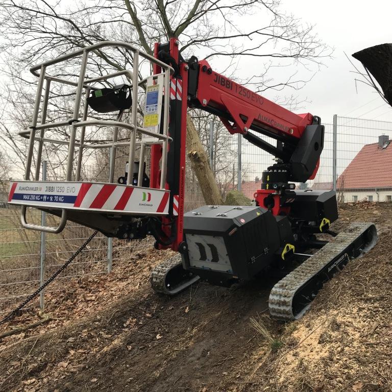 New AlmaCrawler Jibbi 1250 Evo Access Platform