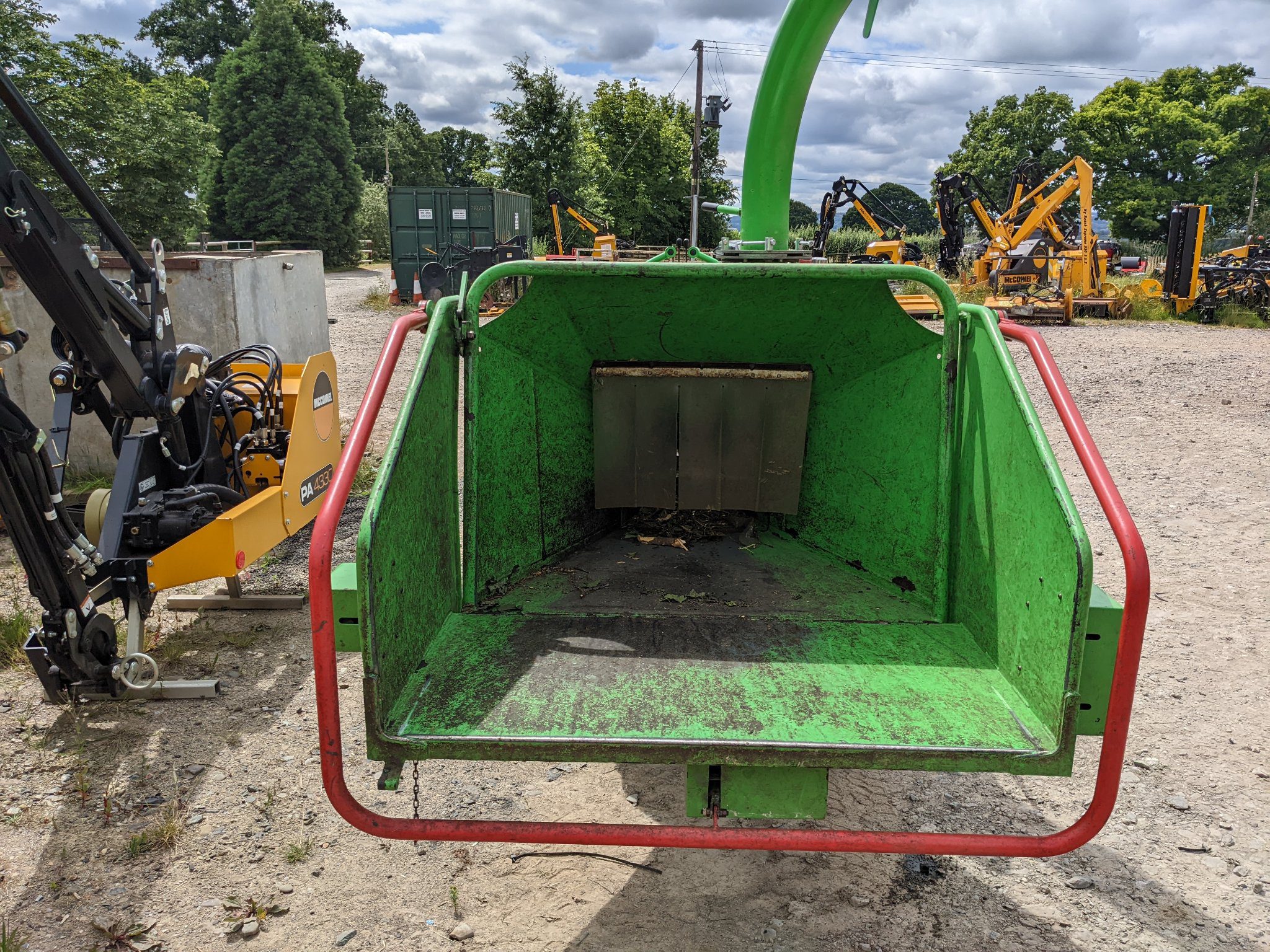 Used Greenmech 1928 Safetrak Wood Chipper Arblease