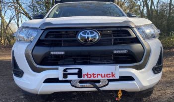 New Toyota Arbtruck Hilux Extra Cab Tipper Truck full