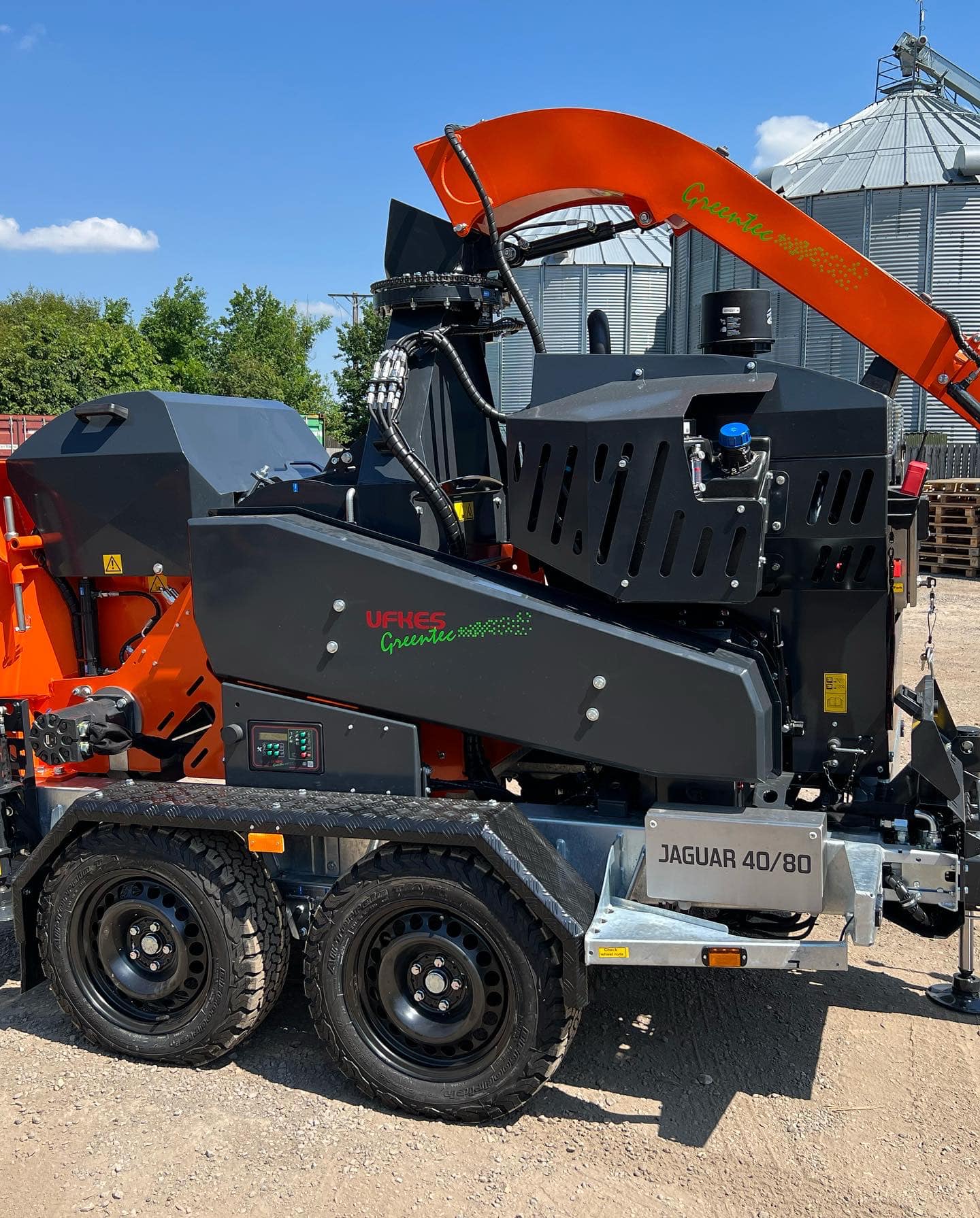New UFKES Greentec Jaguar 40 – 80 Wood Chipper 17121 full