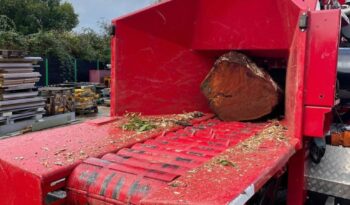 Used Morbark M20R Wood Chipper 30973 full