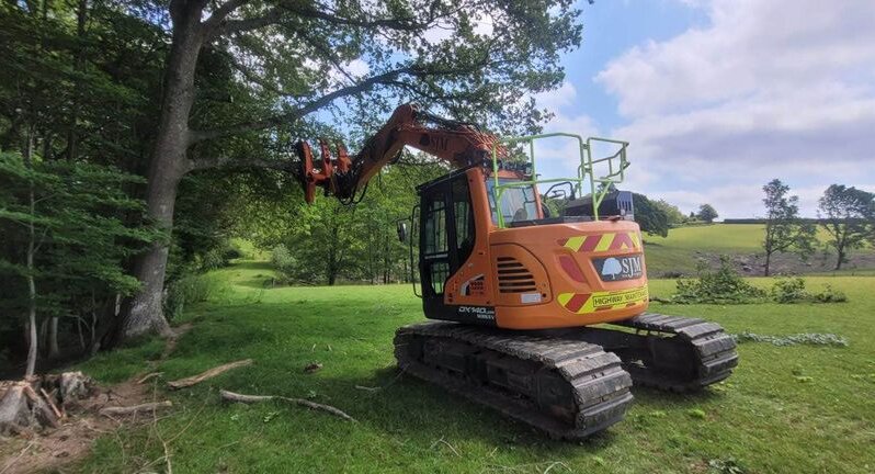 Doosan DX140LCR-5/ Westtech Woodcracker 32323 full