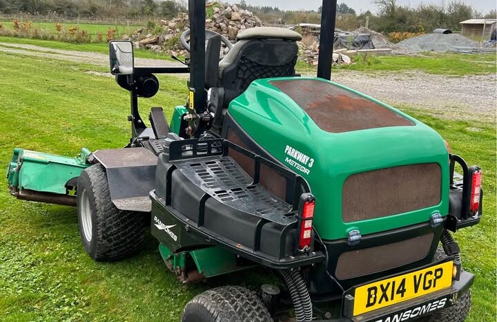 Used Ransomes Jacobsen Parkway 3 metre Flail Mower (Commercial) 35763 full