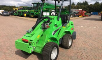 Used Avant 528 Articulated Loader 37610 full