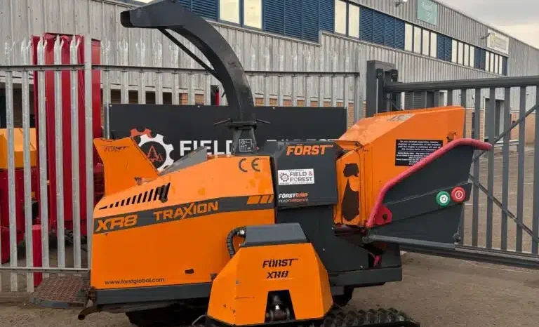 Used Först XR8 TRAXION Wood Chipper 38558 full