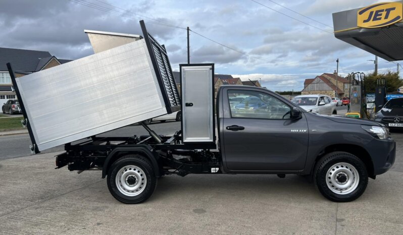Used Toyota Hilux Active 4WD Single Cab Arb Tipper Truck 39666 full