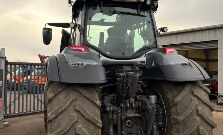 Used Valtra T254V Tractor 175 – 299HP 39556 full