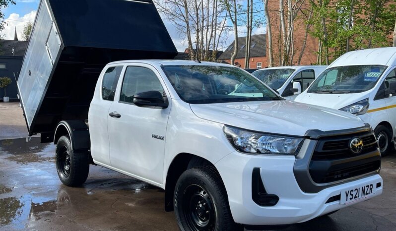 Used Toyota Hilux King Cab 2.4 D4D 4WD Arb Tipper Truck 40310 full