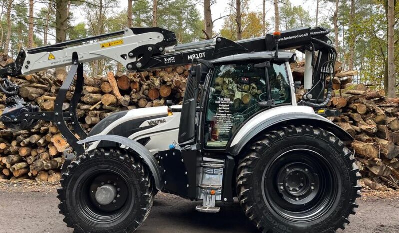 Ex Demo Valtra T255 Versu Tractor 175 – 299HP with Crane 41648 full
