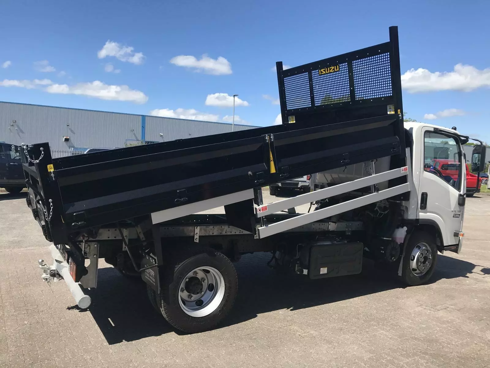 New Isuzu N75.150 E SWB 7.5 Tonne Tipper Tipper Truck 44102