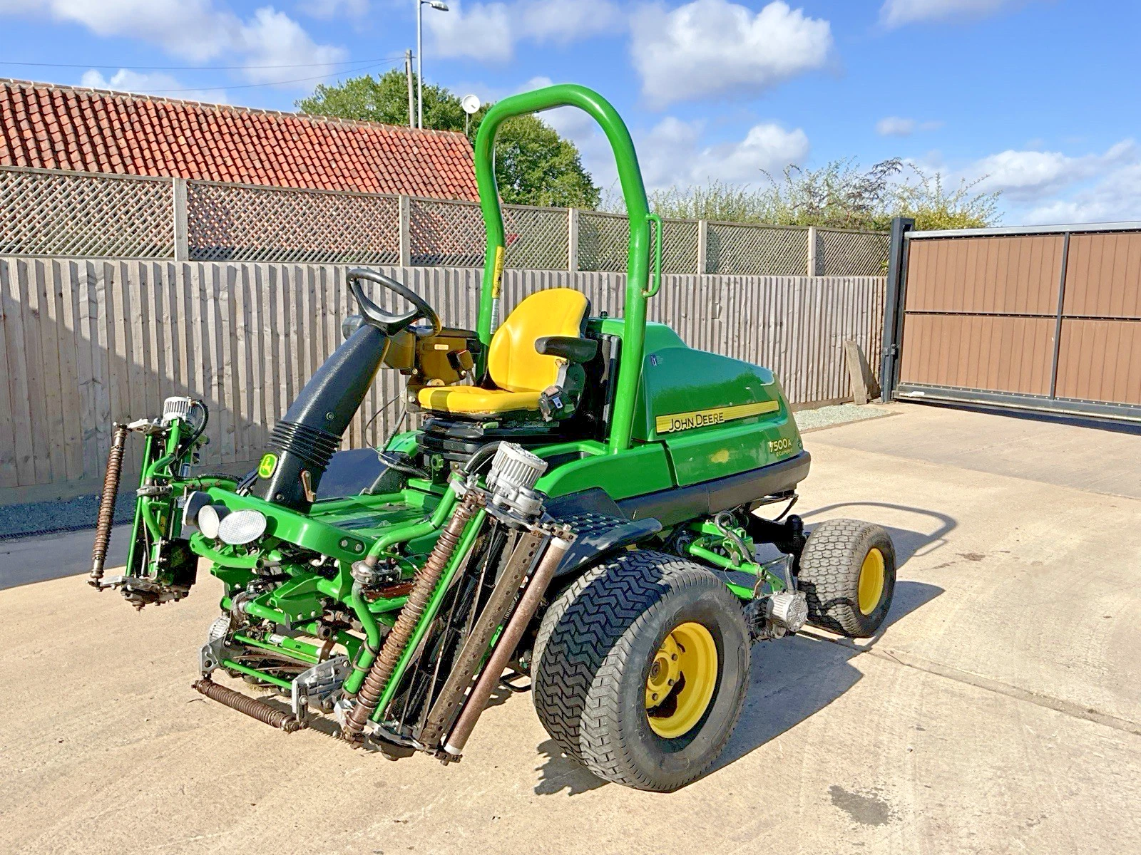 2018-JOHN-DEERE-7500A-0