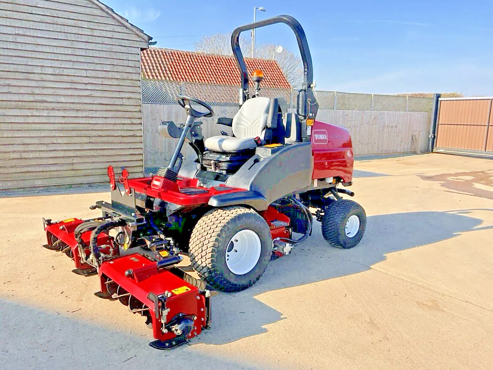 2019-TORO-LT3340-0