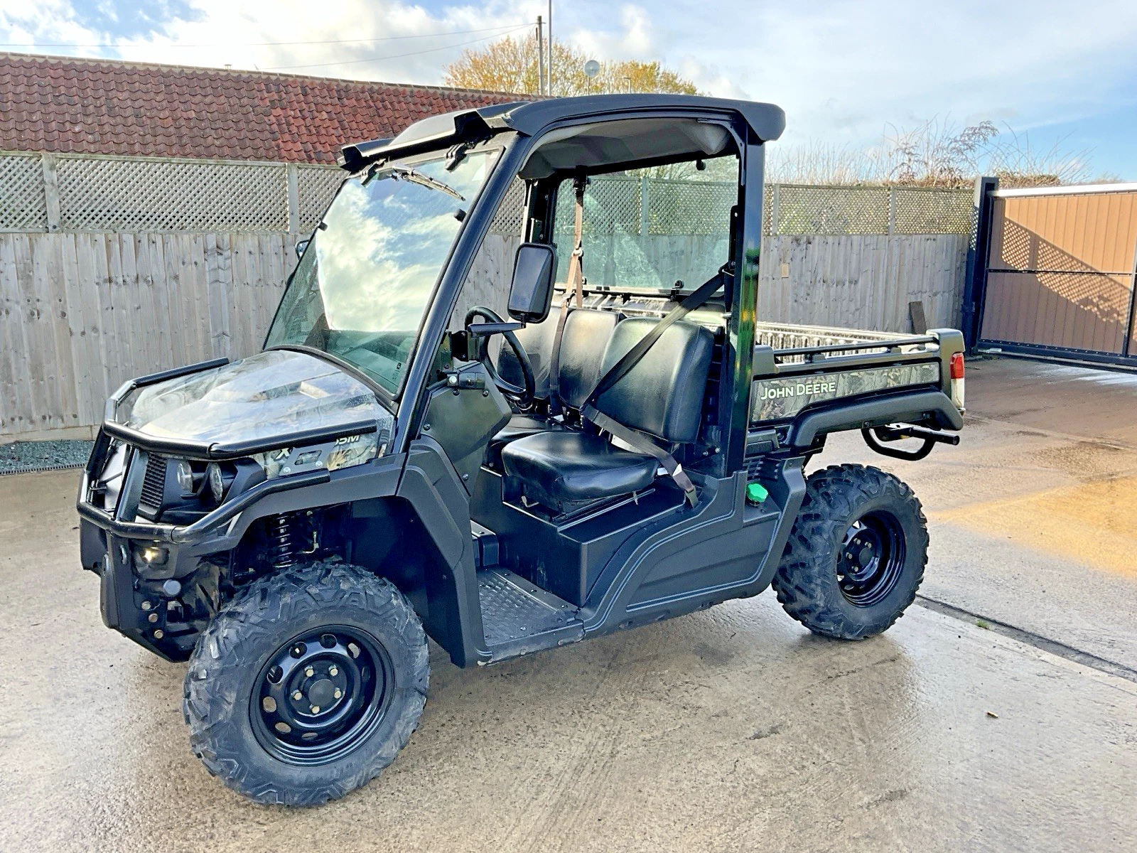 2020-JOHN-DEERE-865M-0-1