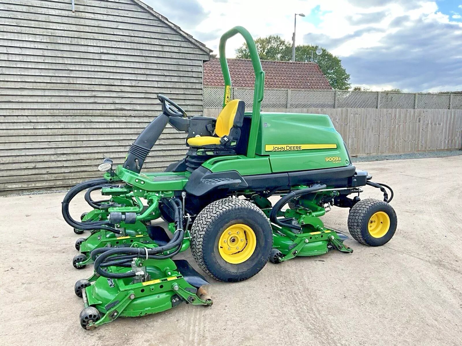 2021-JOHN-DEERE-9009A-0