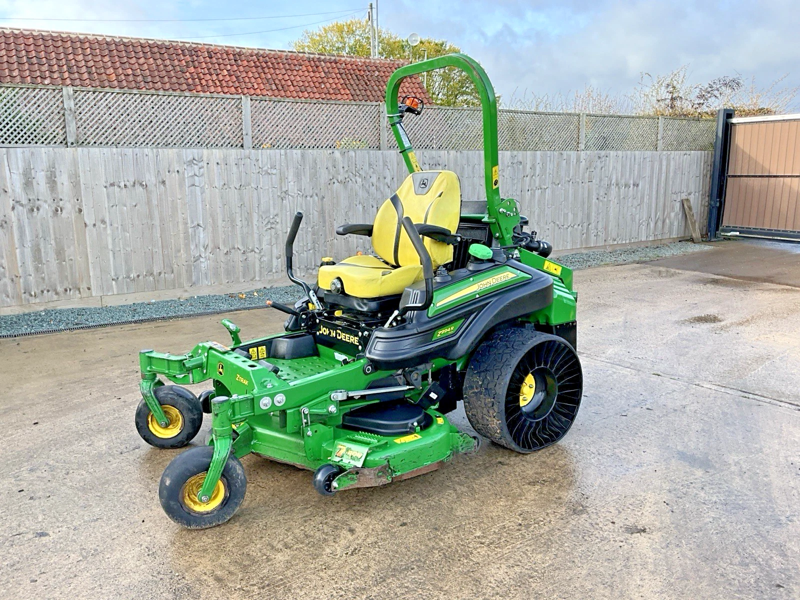 2022-JOHN-DEERE-Z994R-0