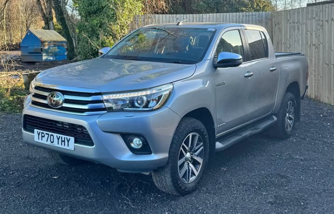 Used Toyota Hilux Invincible X Manual 4×4 Pickup Truck 48264