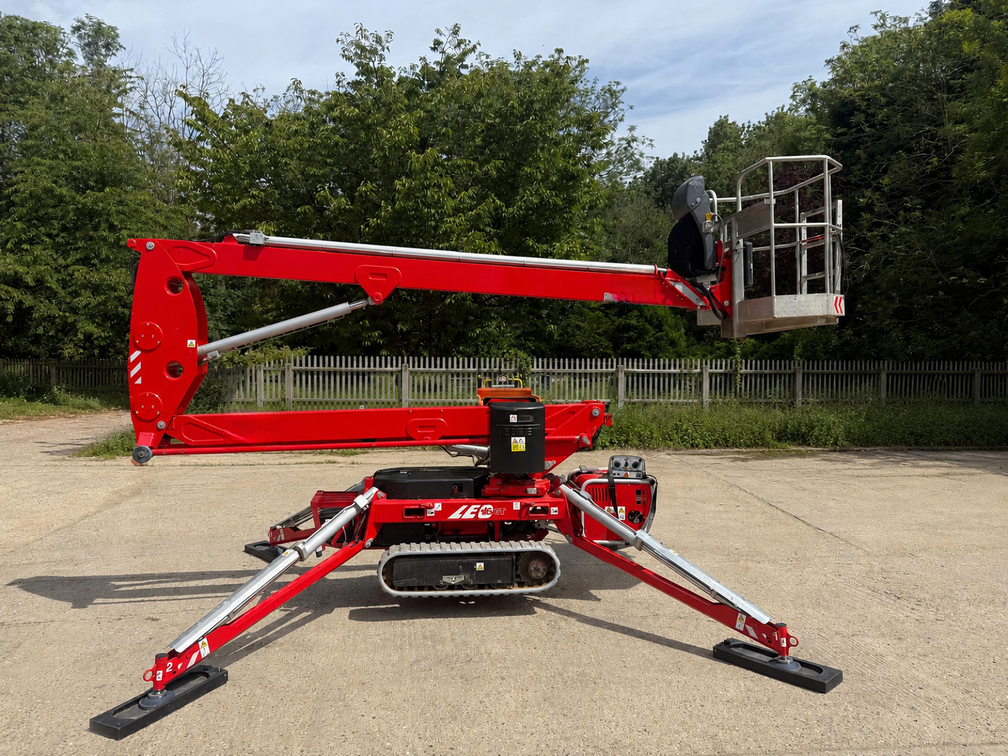 Pure-Platforms-Used-2021-Teupen-Leo-15GT-1a